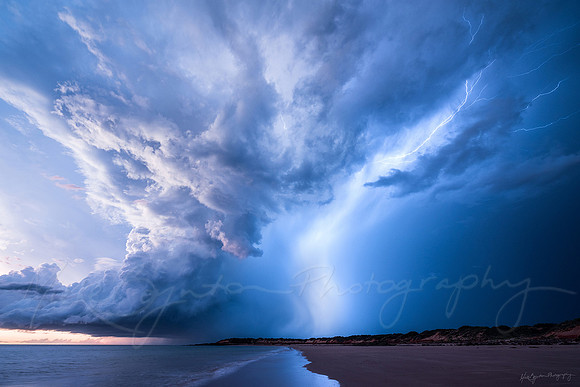 Lightning in Broome Western Australia by photographer Mieke Boynton